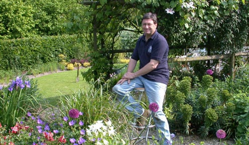 Alan Titchmarsh Explains How To Create A Plot For Pollinators