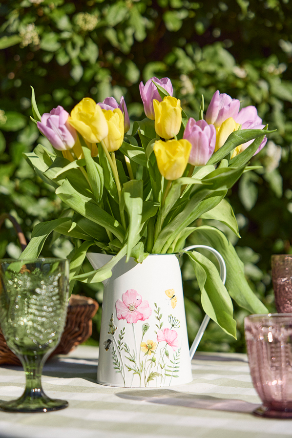 McCarthy Holden Summer Blooms